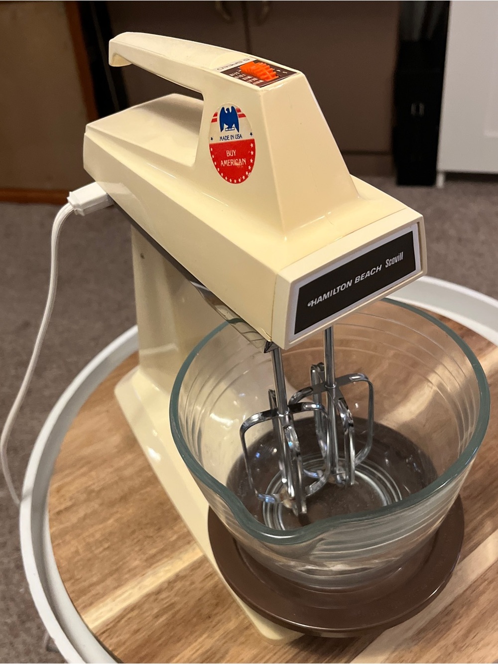 Vintage Hamilton Beach Cream Stand Mixer with Glass Bowl and Stainless Beaters